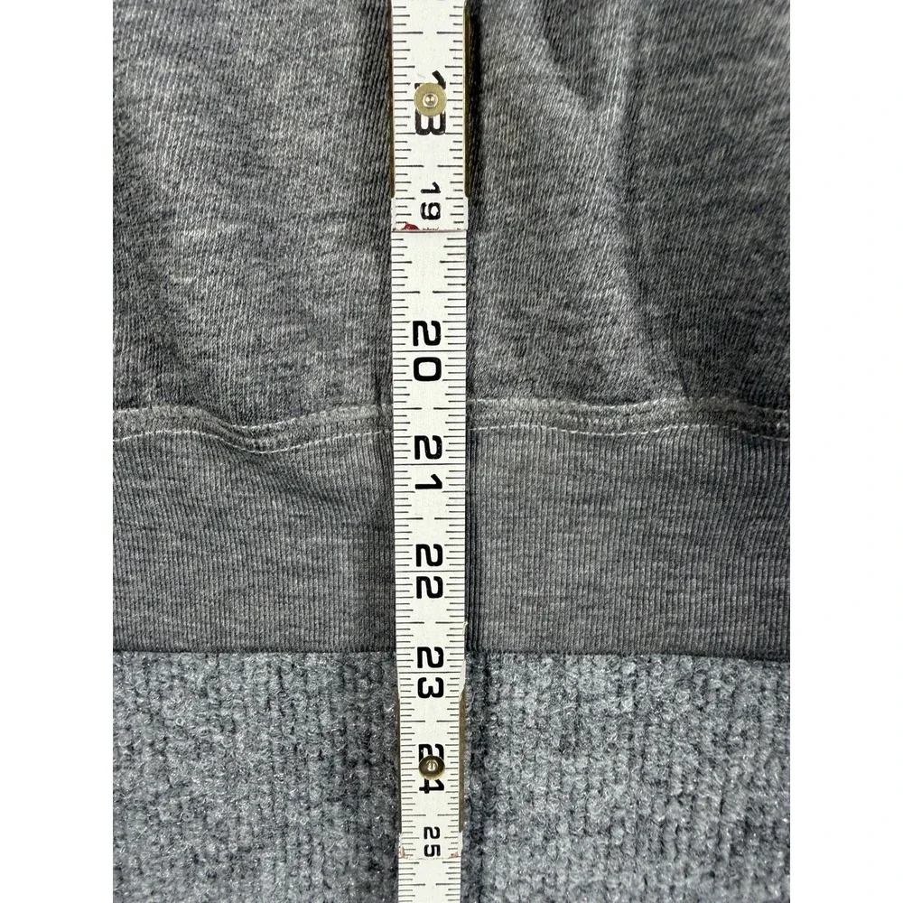 Vintage G-III Notre Dame Fighting Irish Gray Hoodie Sweatshirt Licensed Size S